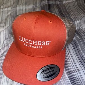 16 UNIQUE HATS